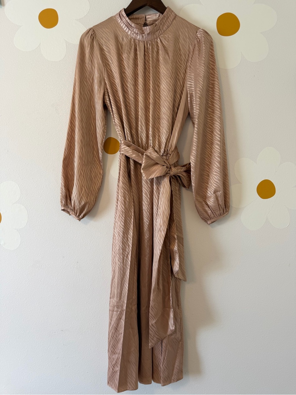 EUC Bohme Champage Ariana Zebra Midi Mock Neck Long Sleeve Dress - Picture 5 of 13